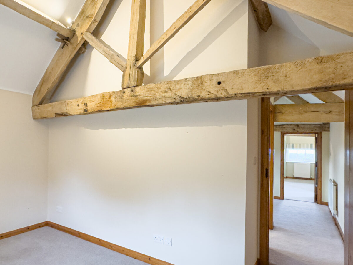 Osgoodby, Osgoodby Hall, YO7