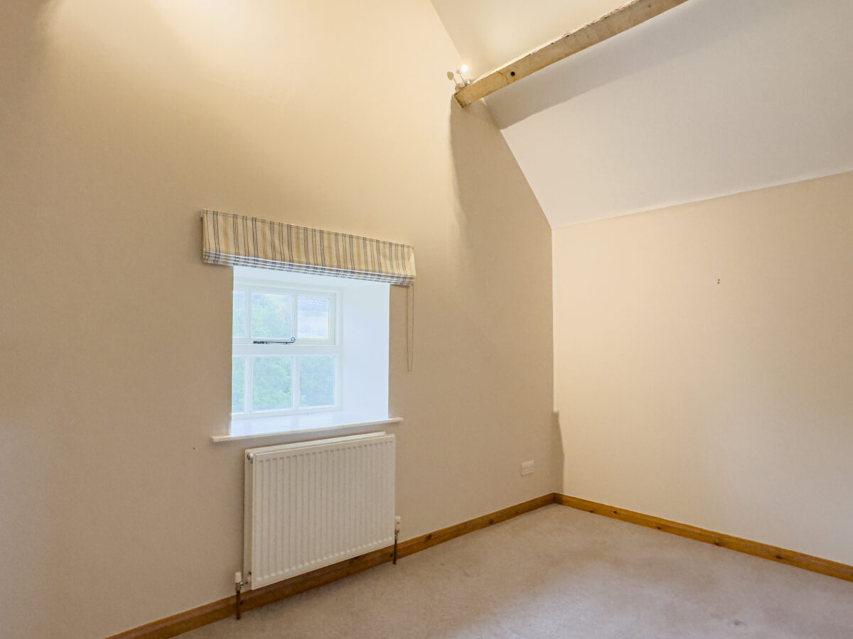 Osgoodby, Osgoodby Hall, YO7
