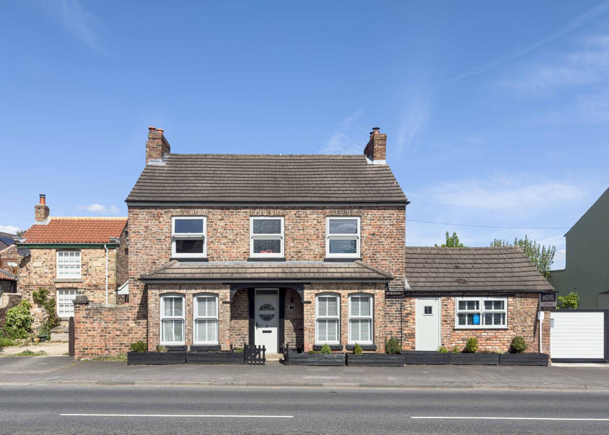 Orchard House and The Stables - Long Street, Topcliffe, YO7