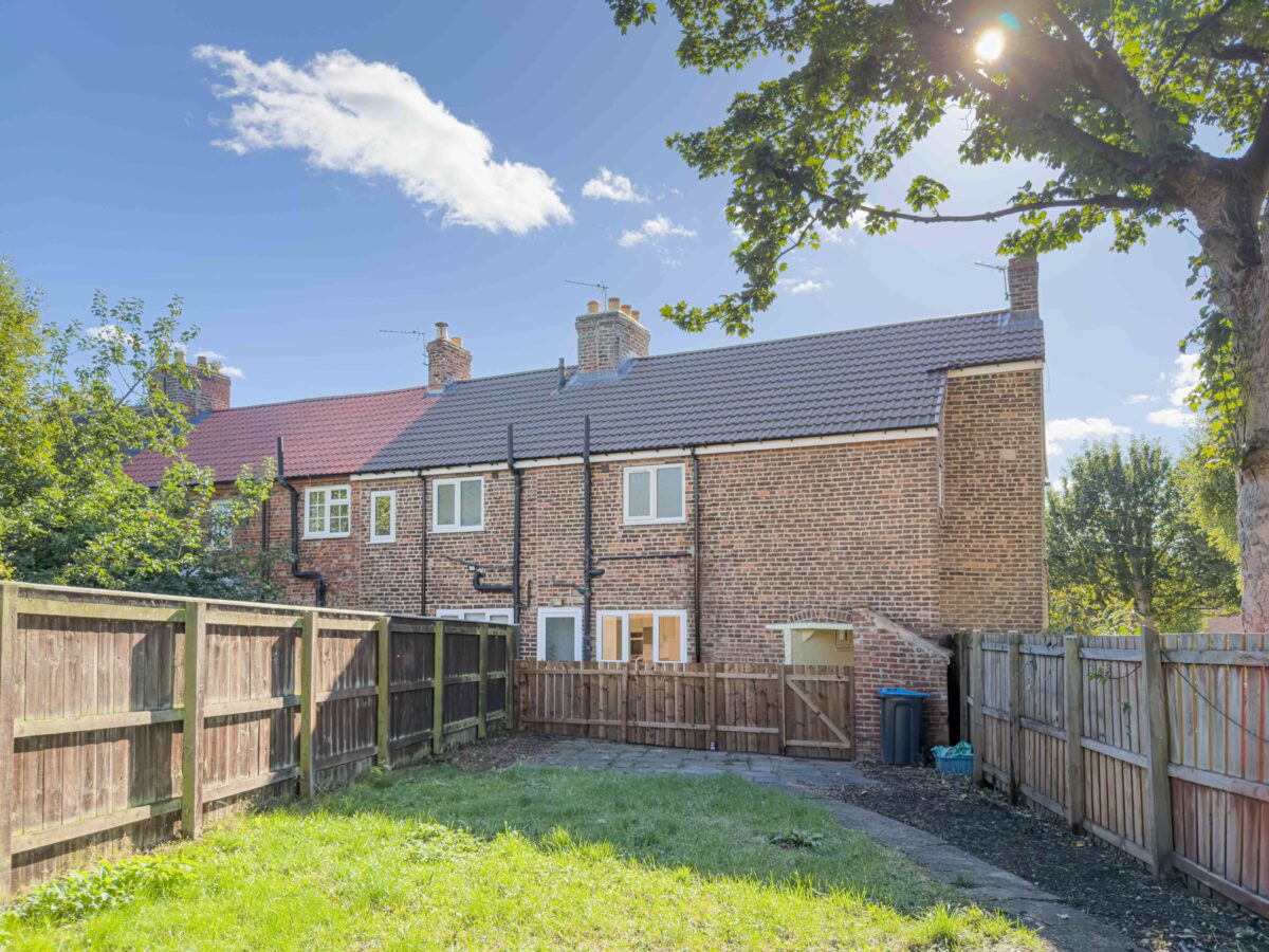 The Green, Romanby, DL7