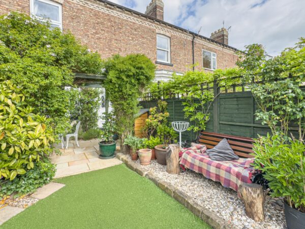 South Terrace, Sowerby, YO7