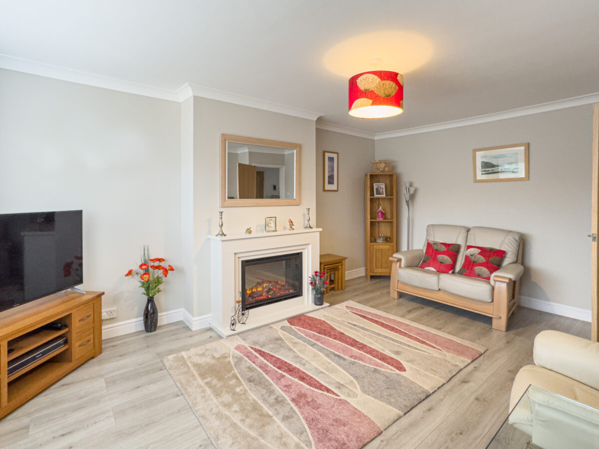 Mac Arthur Close, Sowerby, YO7
