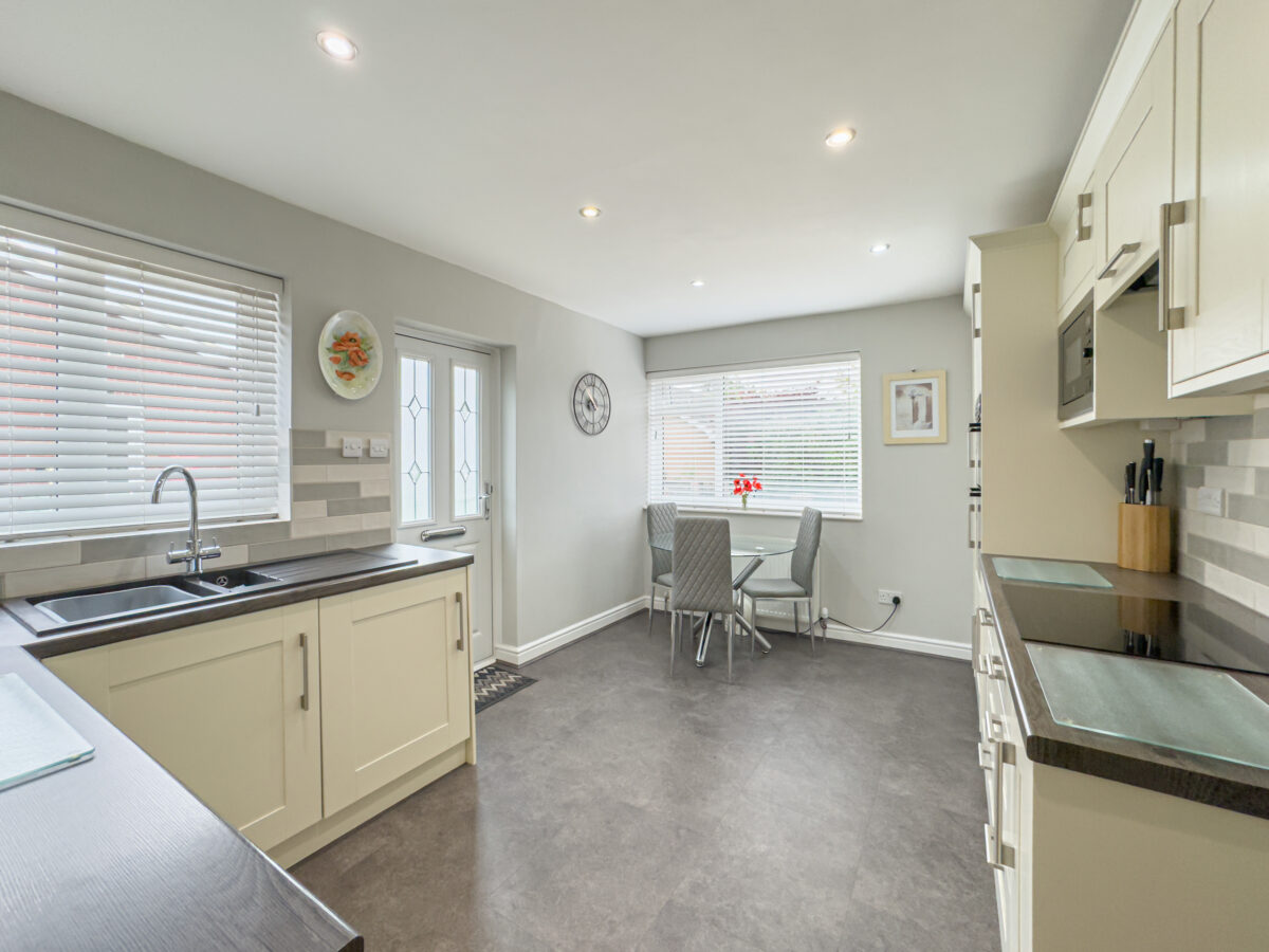 Mac Arthur Close, Sowerby, YO7