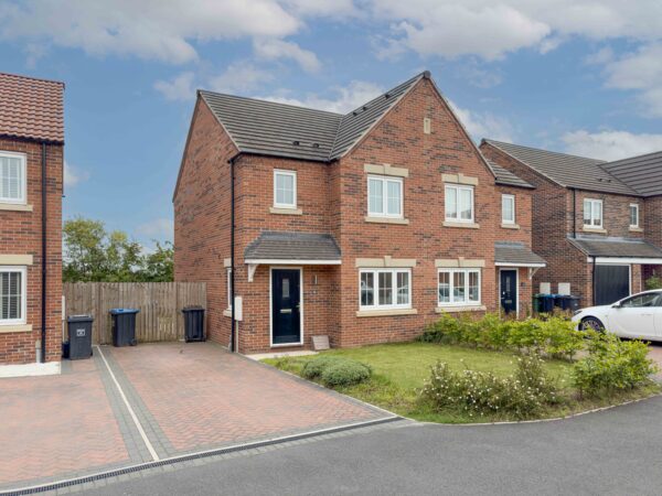 Olivette Crescent, Thirsk, YO7