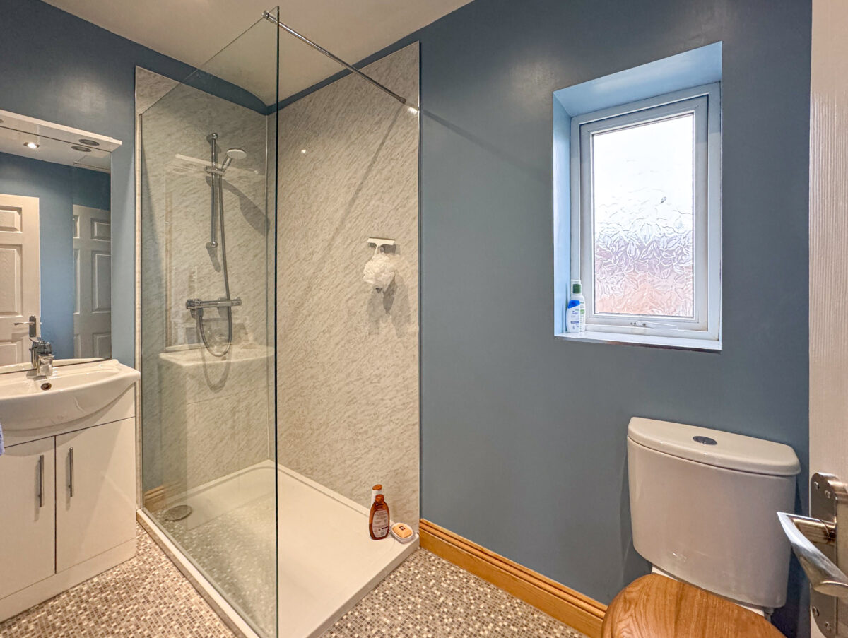 East Lea, Topcliffe, YO7