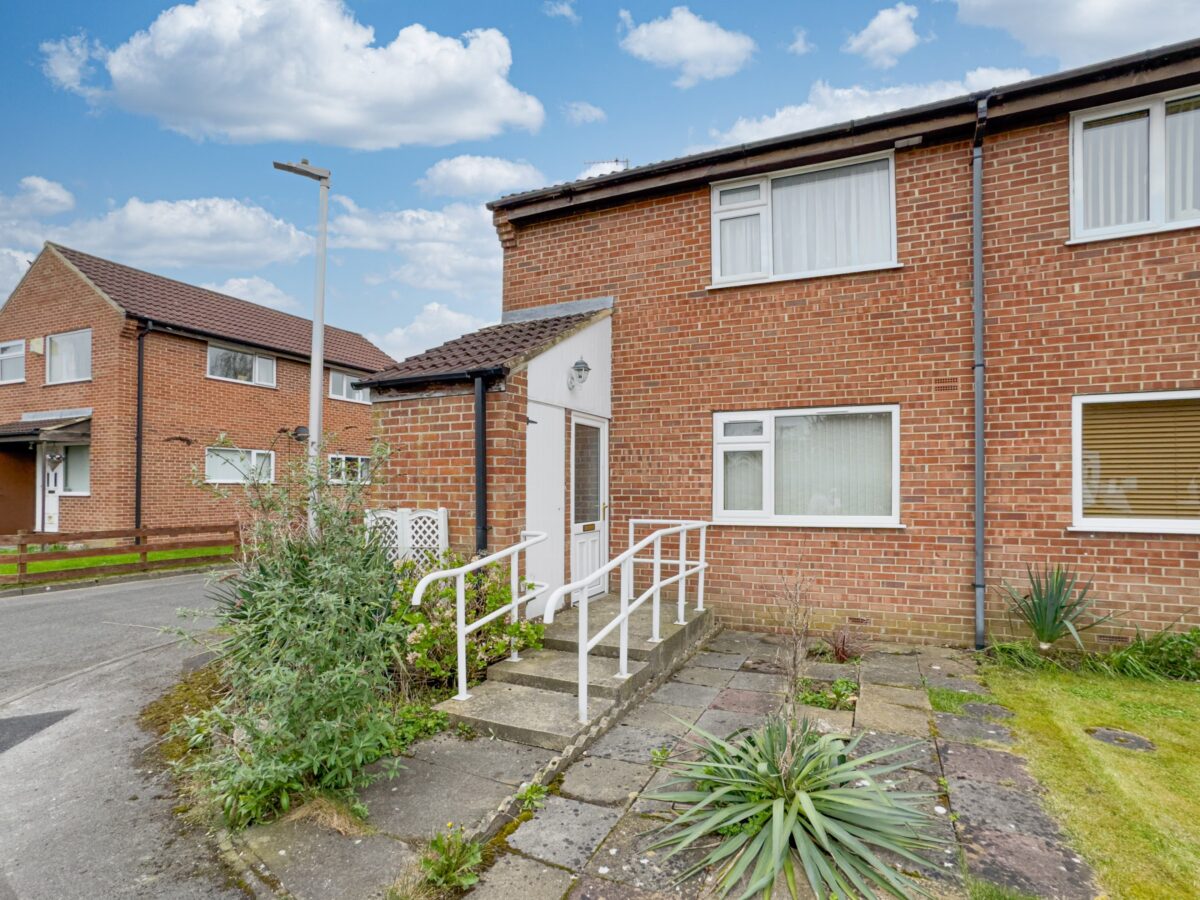 Favenfield Road, Thirsk, YO7