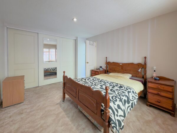 St. Marys Close, Thirsk, YO7
