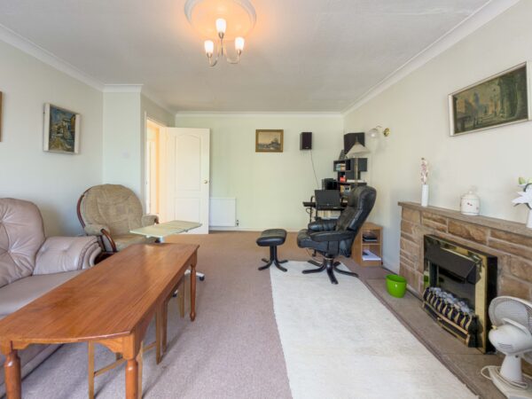 St. Marys Close, Thirsk, YO7