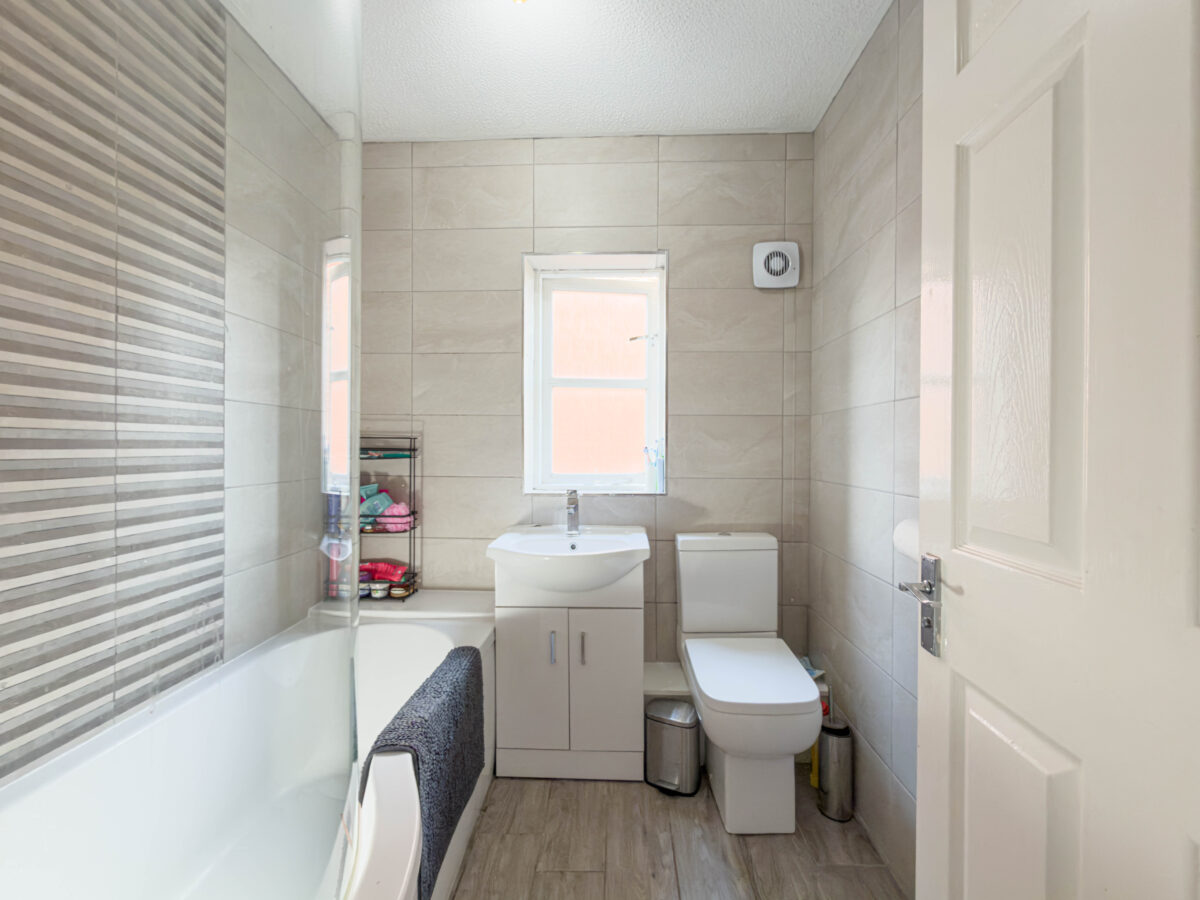 Watersedge, Frodsham, WA6