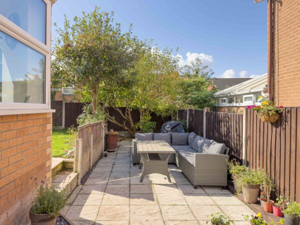 Watersedge, Frodsham, WA6