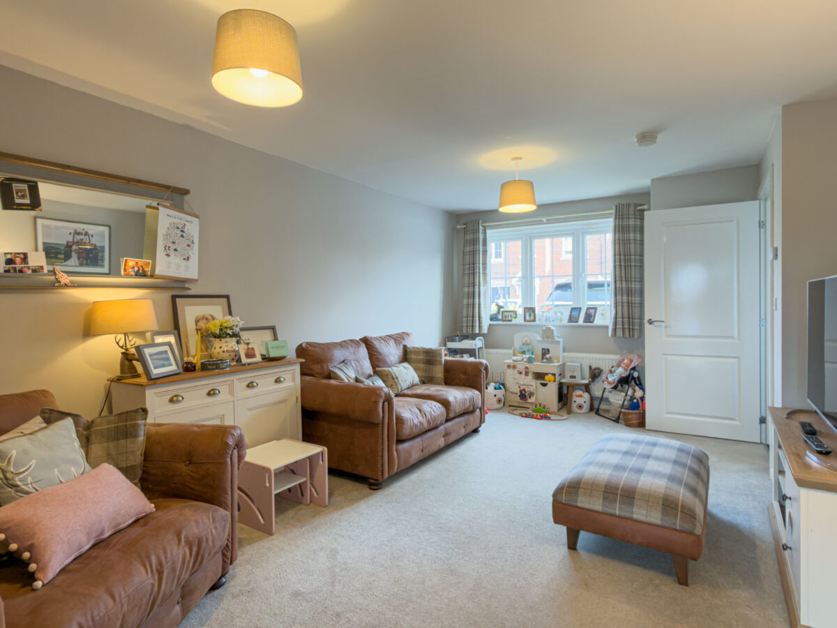 Olivette Crescent, Thirsk, YO7