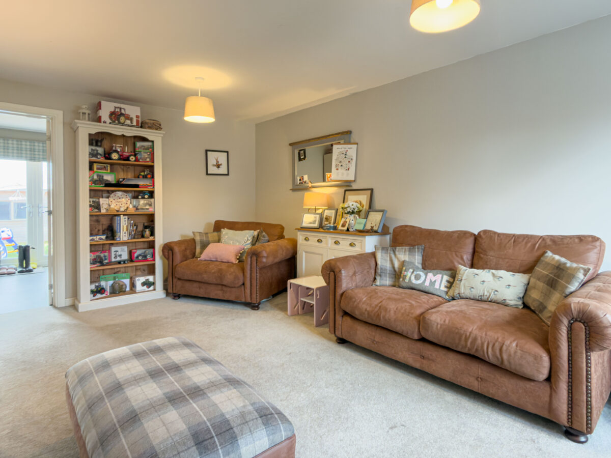 Olivette Crescent, Thirsk, YO7