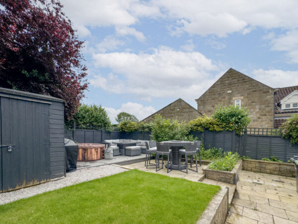 South End, Borrowby, YO7