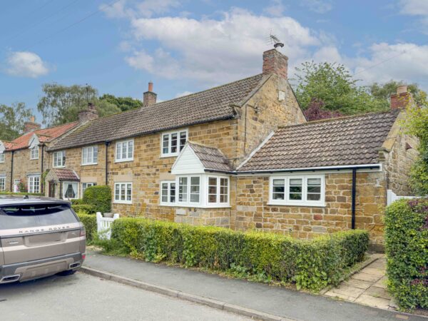 South End, Borrowby, YO7