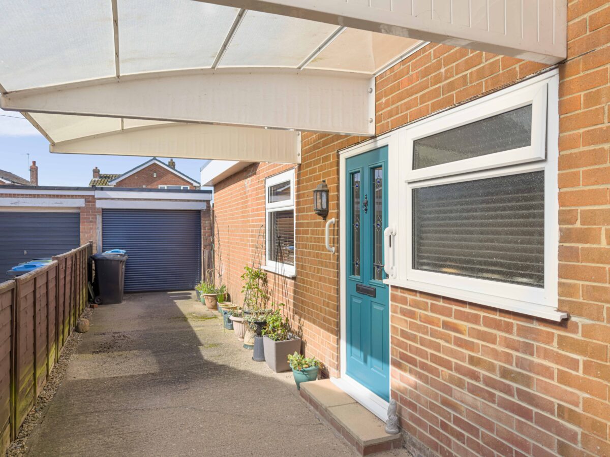 Thirlmere Close, Carlton Miniott, YO7