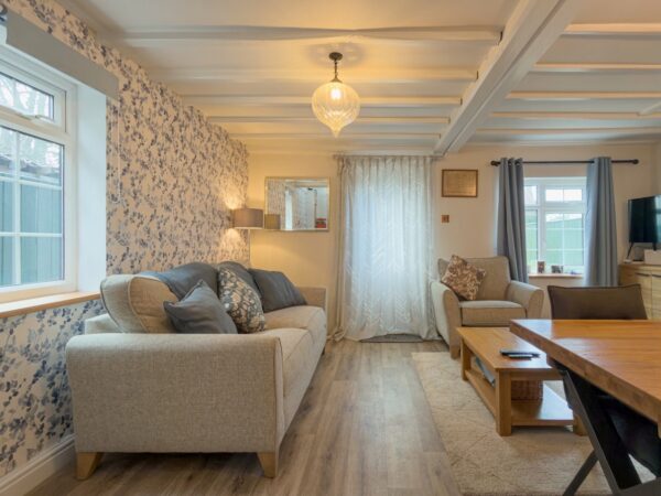 Deans Square, Topcliffe, YO7