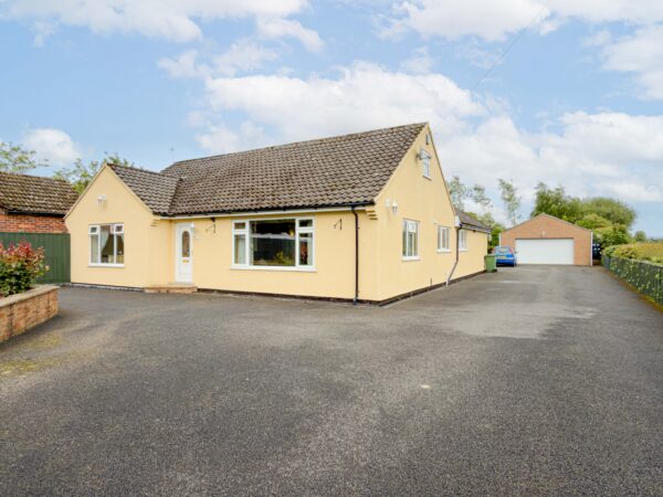Sandhutton Lane, Carlton Miniott, YO7