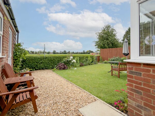 Topcliffe Road, Sowerby, YO7