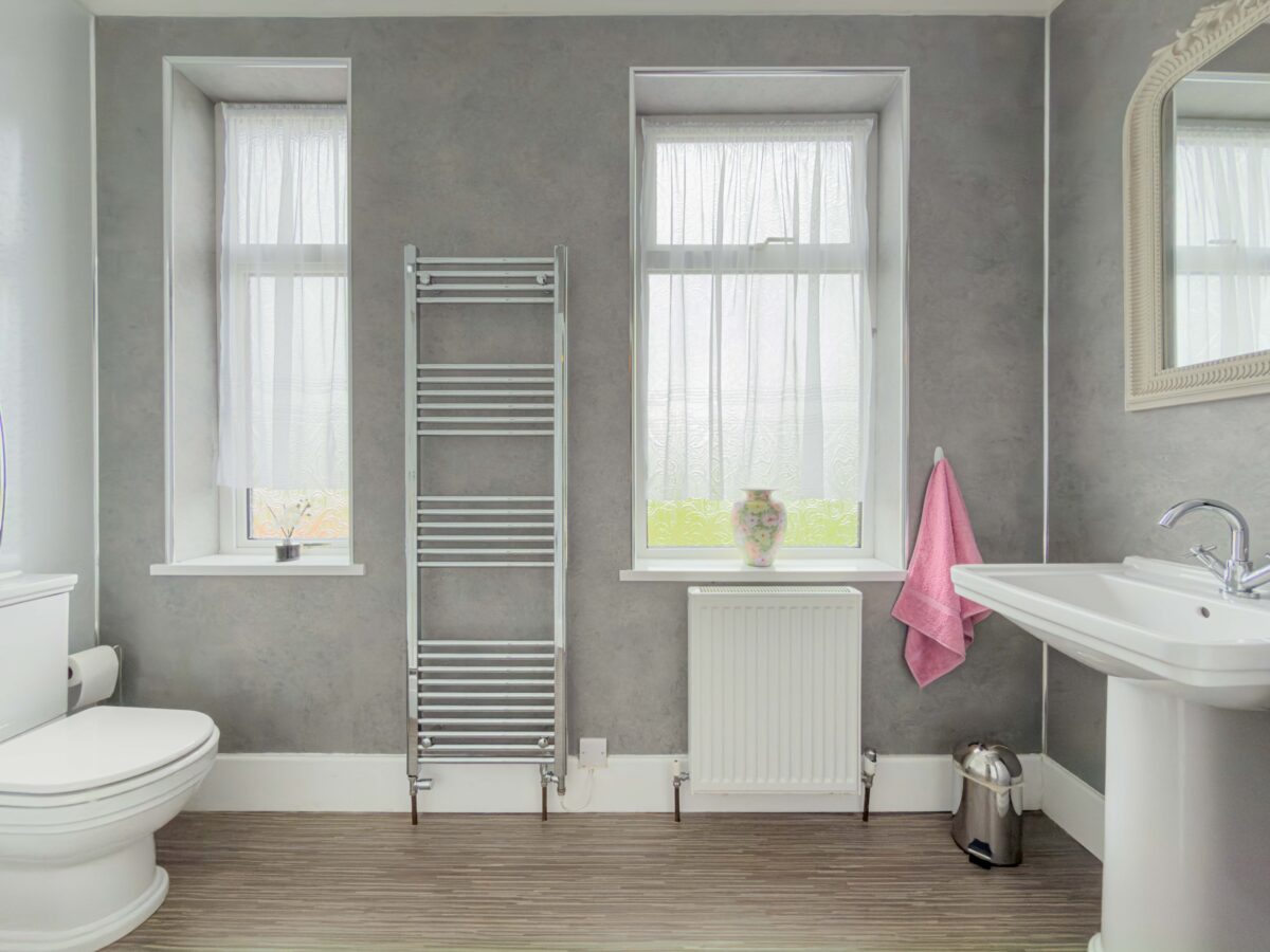 Topcliffe Road, Sowerby, YO7