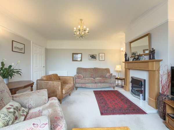 Topcliffe Road, Sowerby, YO7