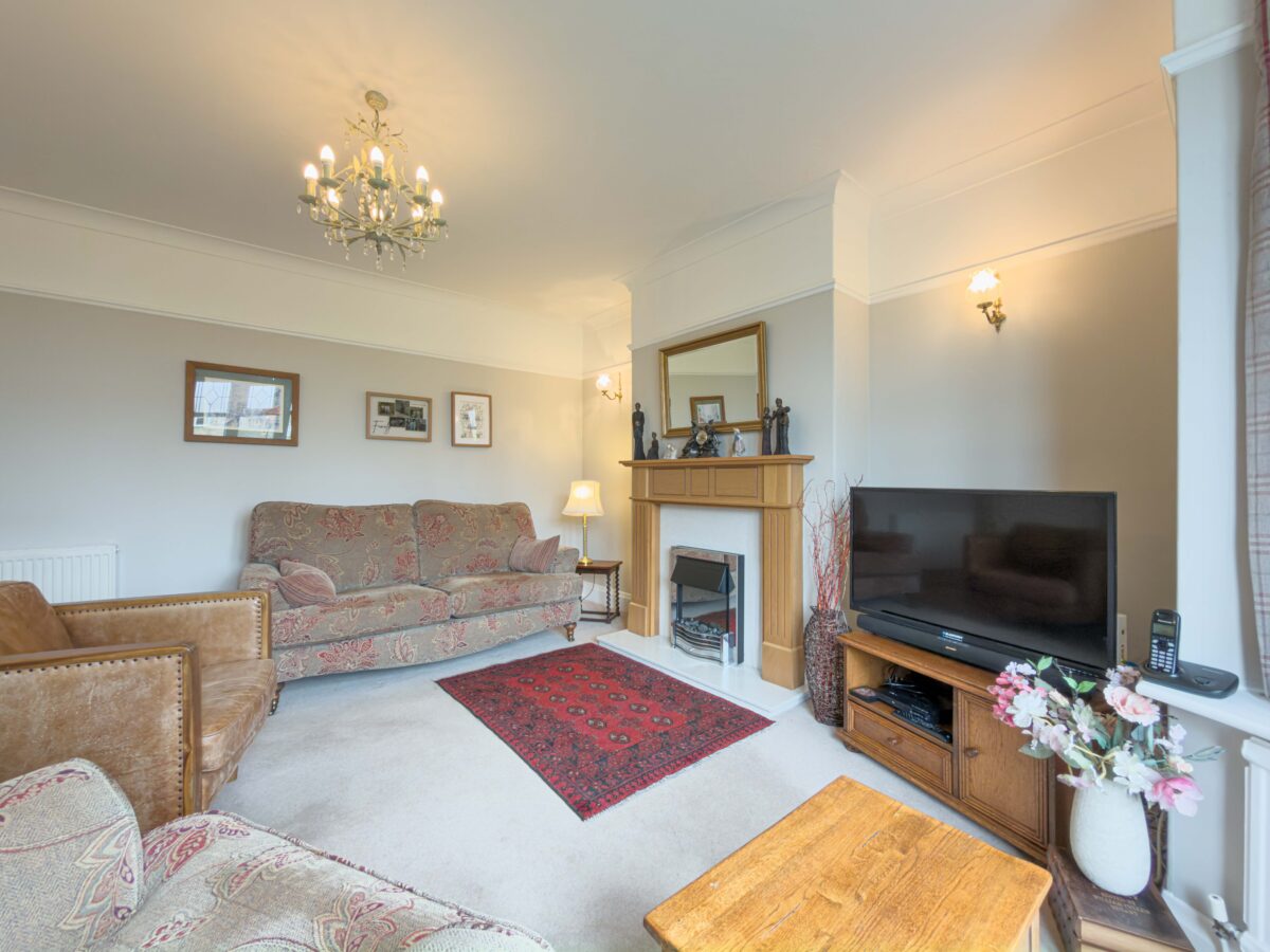 Topcliffe Road, Sowerby, YO7