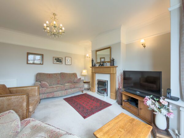 Topcliffe Road, Sowerby, YO7