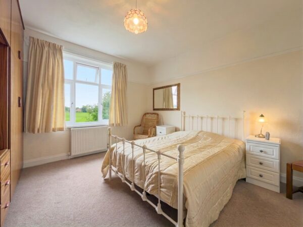 Topcliffe Road, Sowerby, YO7