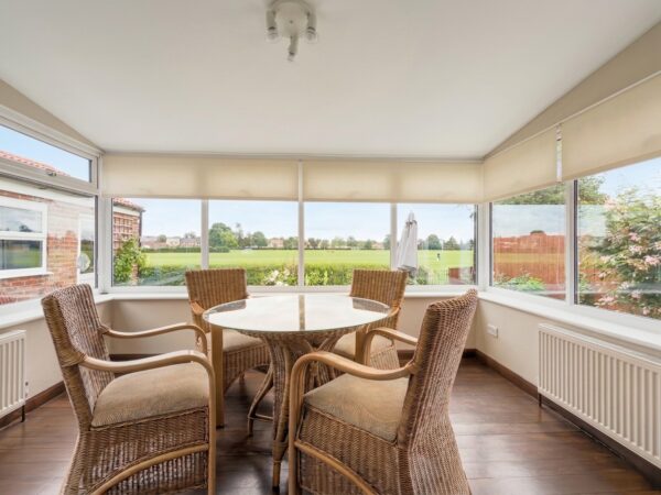 Topcliffe Road, Sowerby, YO7