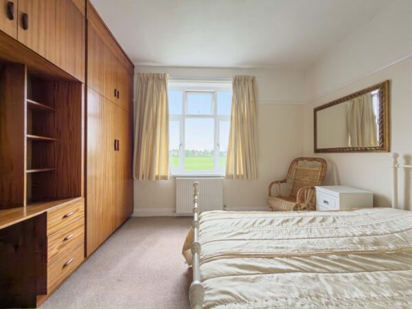 Topcliffe Road, Sowerby, YO7