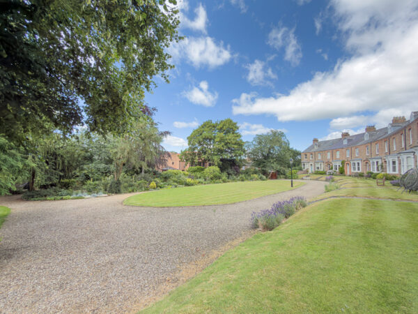 The Crescent, Thirsk, YO7