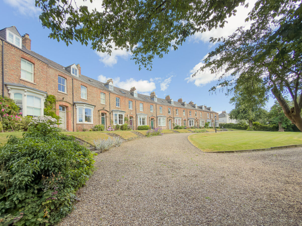 The Crescent, Thirsk, YO7