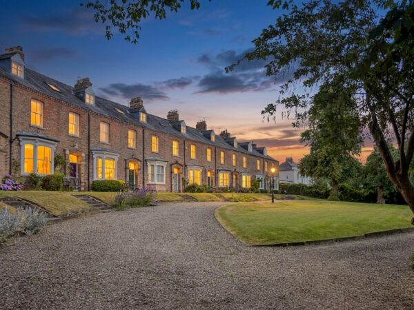 The Crescent, Thirsk, YO7