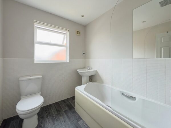 Dondeen Avenue, Thirsk, YO7