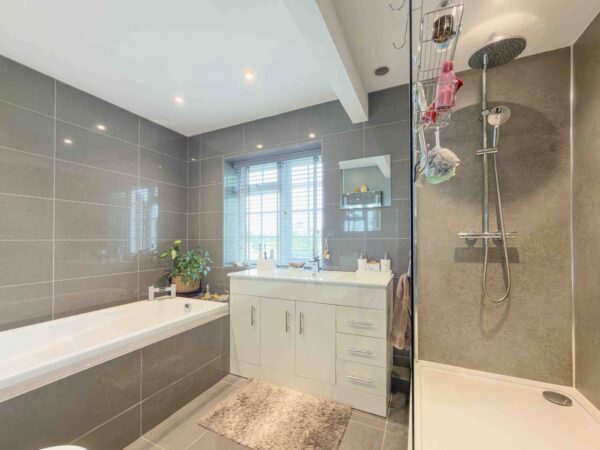 The Parklands, Scruton, DL7