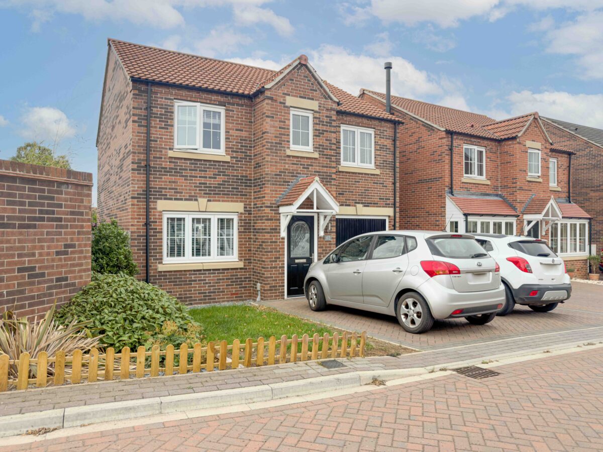 Olivette Crescent, Thirsk, YO7