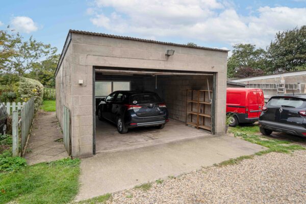 Poplar Terrace, Carlton Miniott, YO7