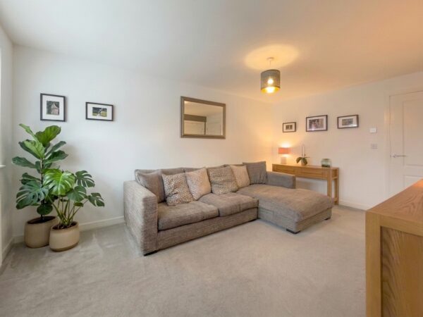 Olivette Crescent, Thirsk, YO7