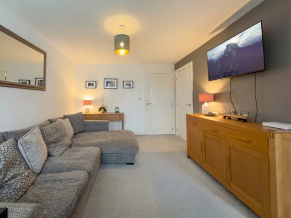 Olivette Crescent, Thirsk, YO7